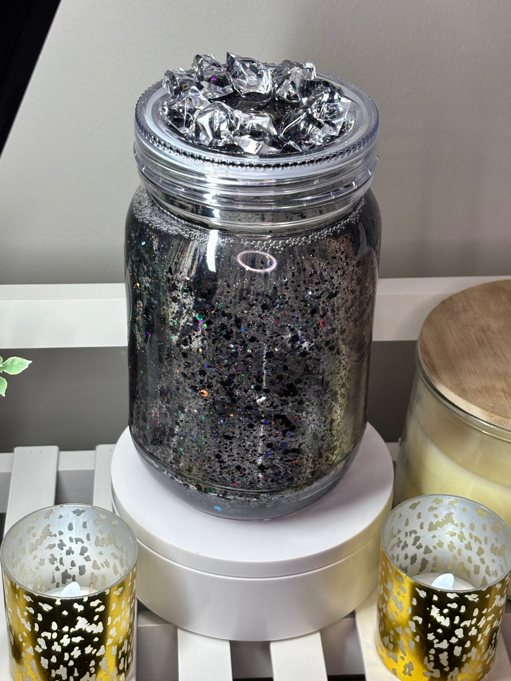 50’s Theme snow globe filled 20oz plastic cup