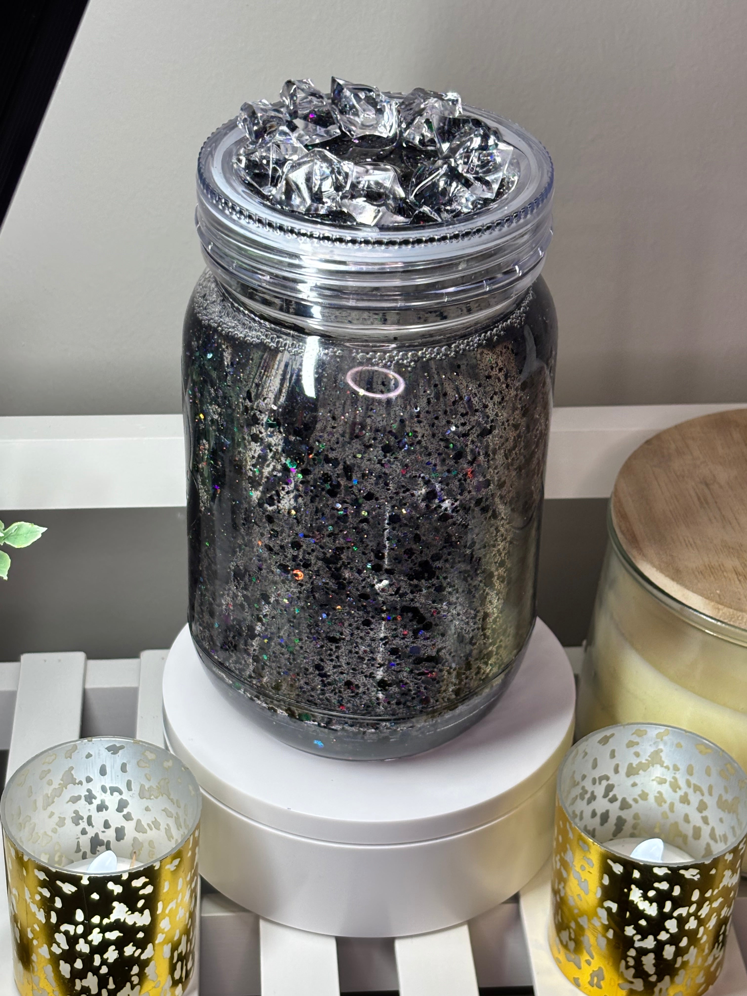 50’s Theme snow globe filled 20oz plastic cup