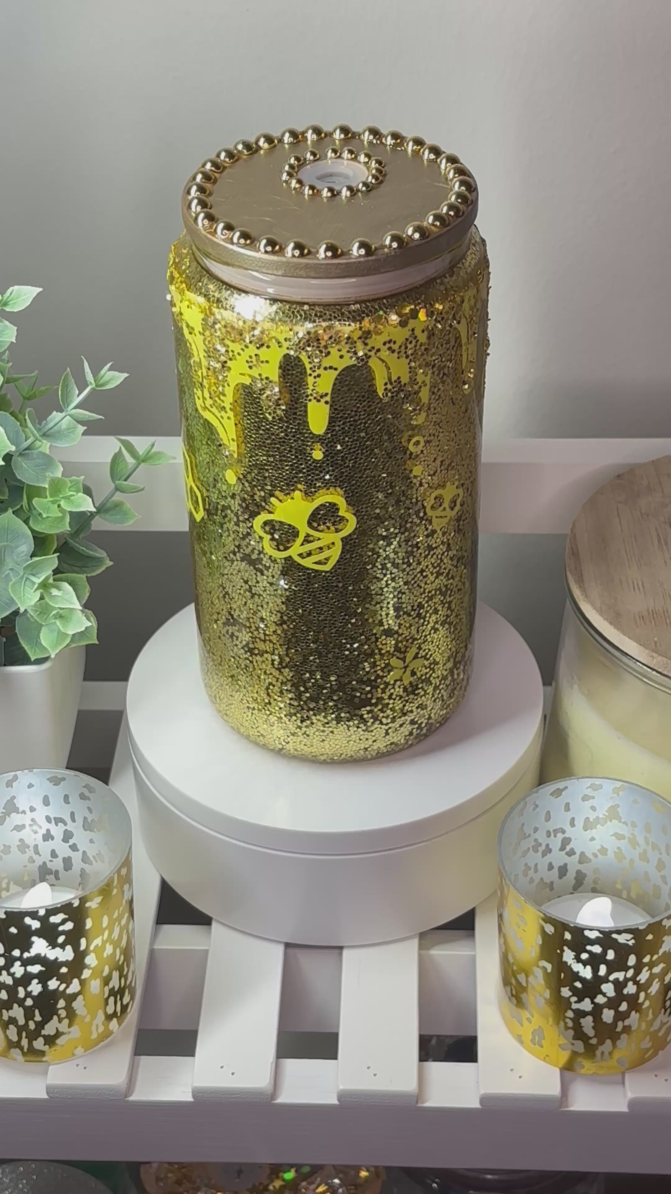 BHive 16 oz Glass cup